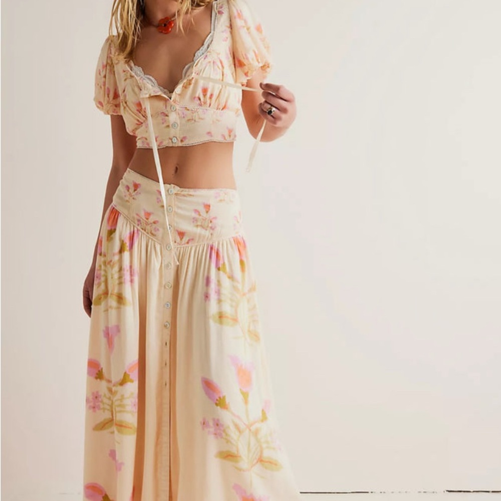 FREE PEOPLE Two-Piece EASY TO LOVE Floral Skirt Set Pink - Size Small